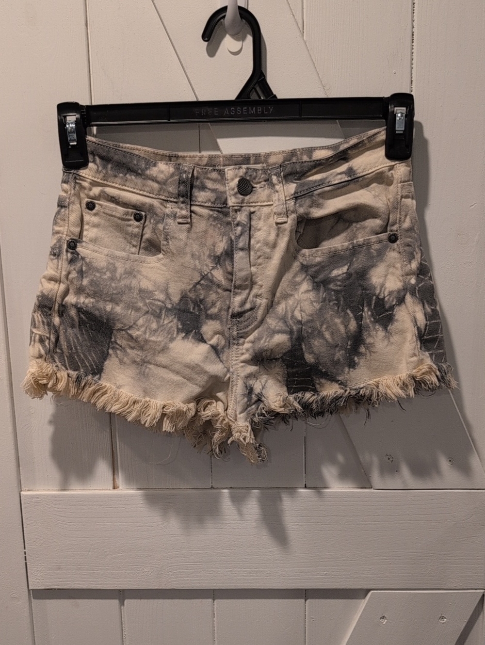 Sun & Shadow Tie Dye Denim Shorts Size 1 Distressed Frayed Hem Festival